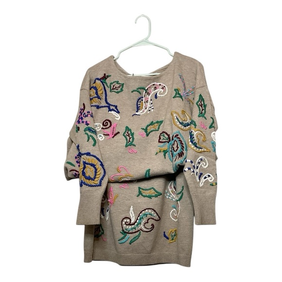 Women’s‎ NWOT Anthropologie embroidered sweater and skirt set, size large - Picture 1 of 8